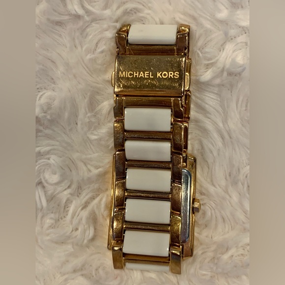 MICHAEL KORS FRENCH ROSE GOLD TONE + WHITE ACRYLIC RECTANGLE WATCH - MK4274 - Picture 5 of 6